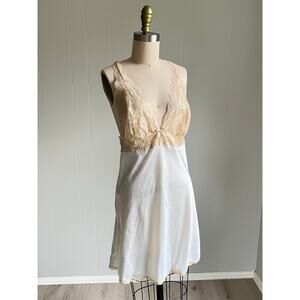 Victorias Secret Lace and Satin Slip Dress Large White Cream Fairy Grunge Dainty